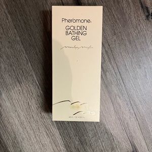🆕Marilyn miglin Pheromone Golden Bathing gel